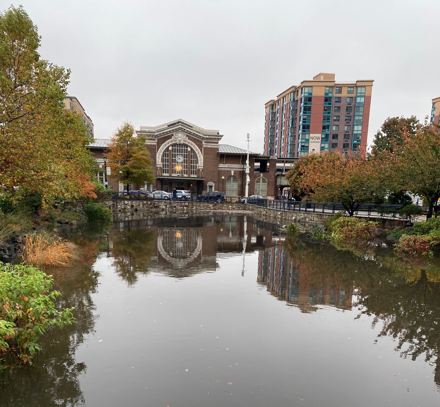 Saw Mill River